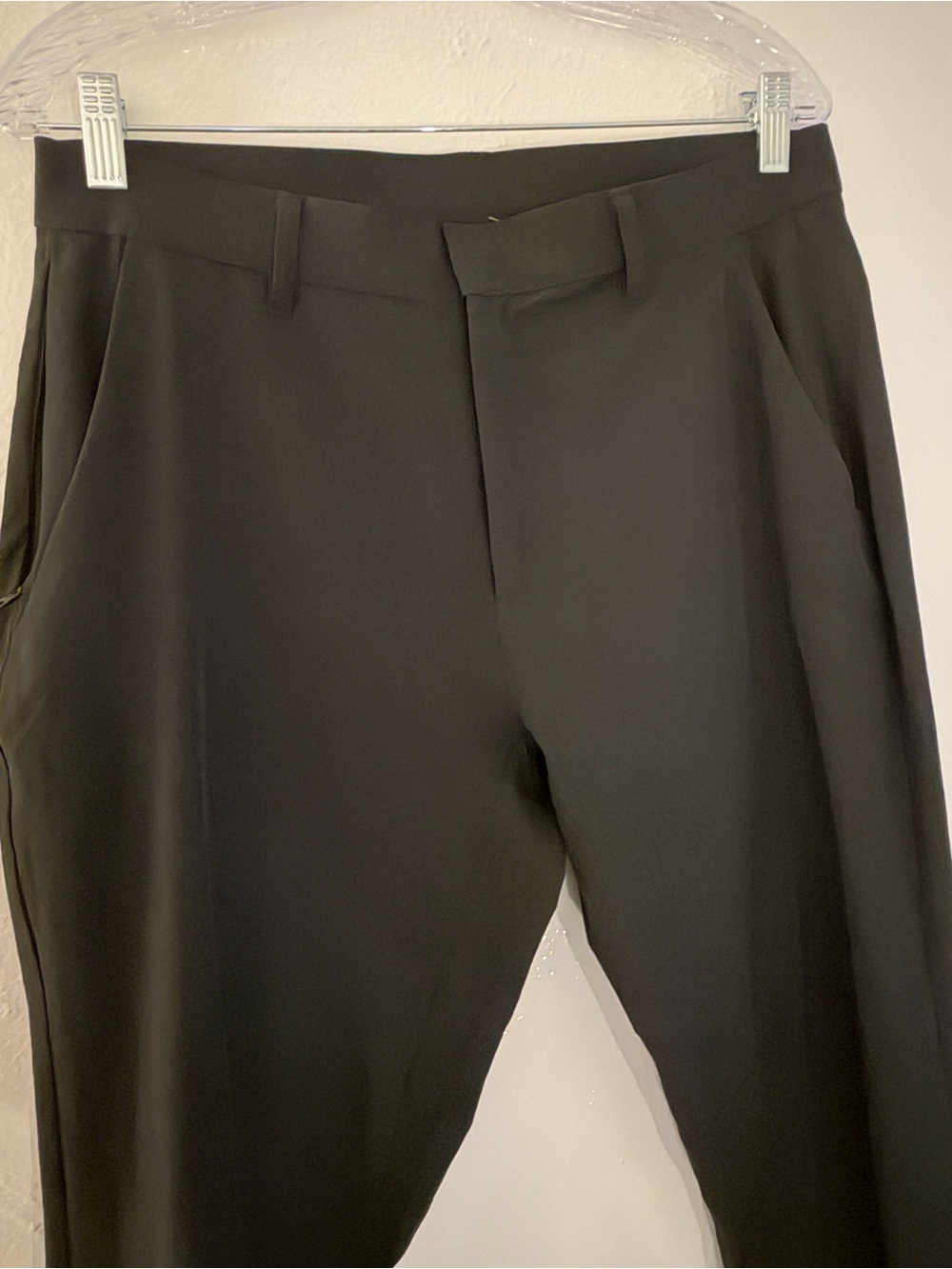 Fabletics Men's Black Solid Chino Performance Pants 34x36